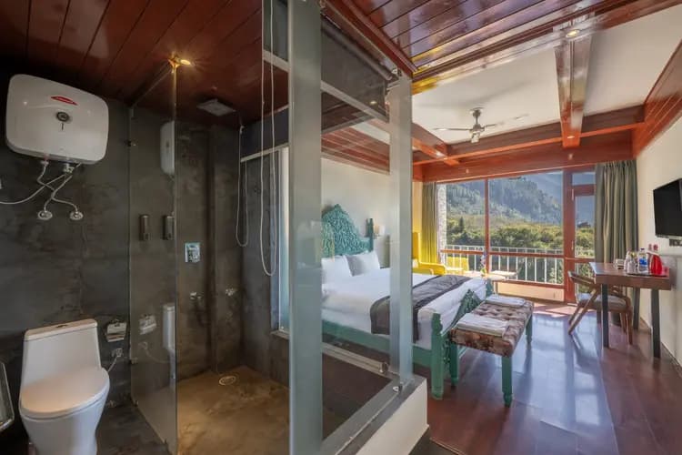 Luxury Room with Balcony (Valley / Mountain View)-MAP - Image 1