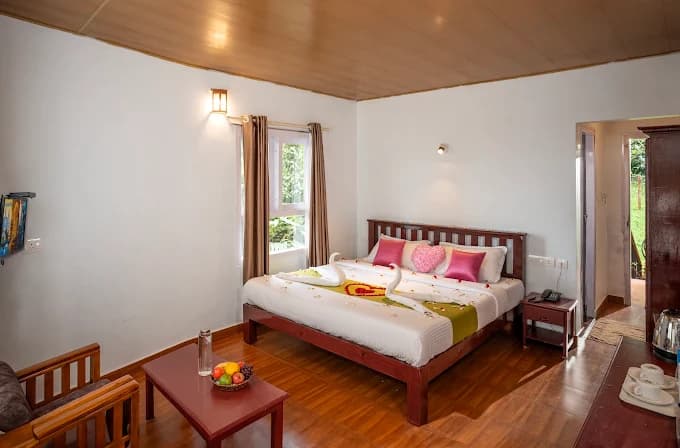 Valley View Room with Breakfast - Image 1