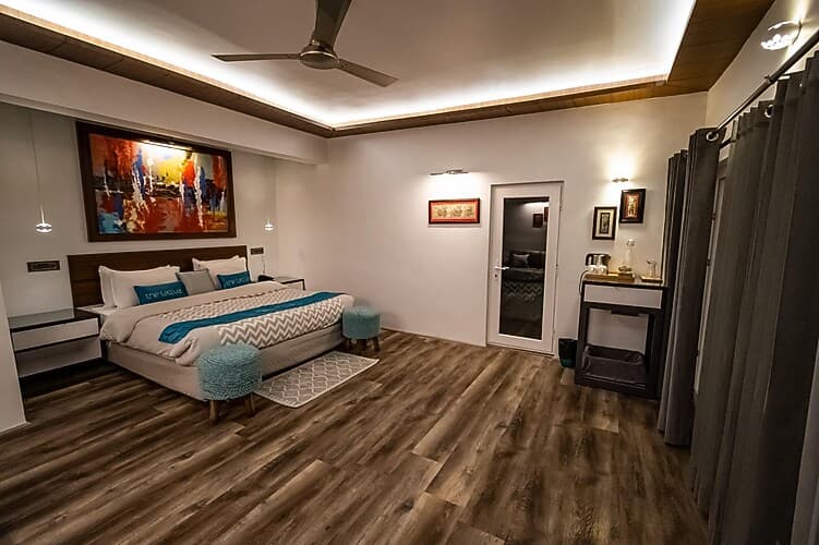 Penthouse with Breakfast - Image 1