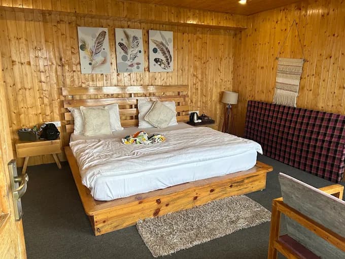 Premium Cottage with Breakfast - Image 1