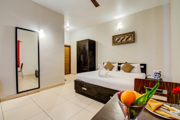 Superior Room with Breakfast - Image 1