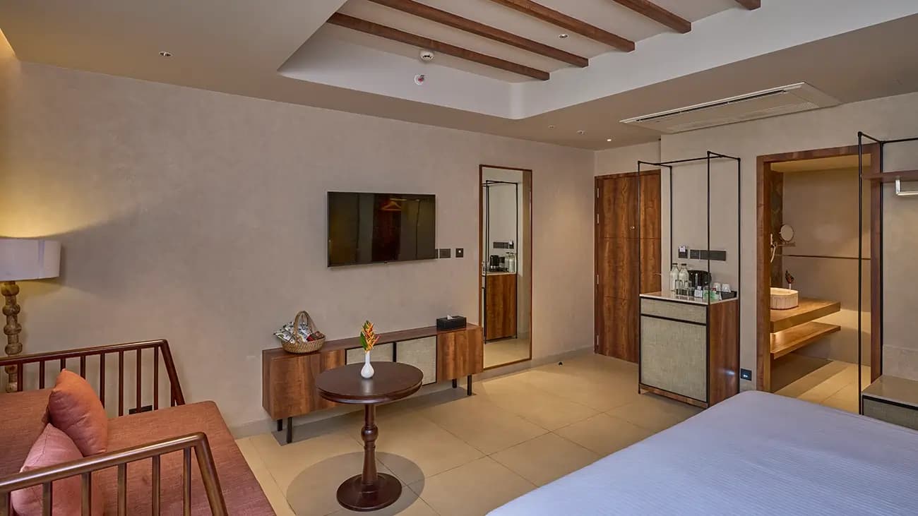 Vembanad Club Room with Breakfast - Image 1