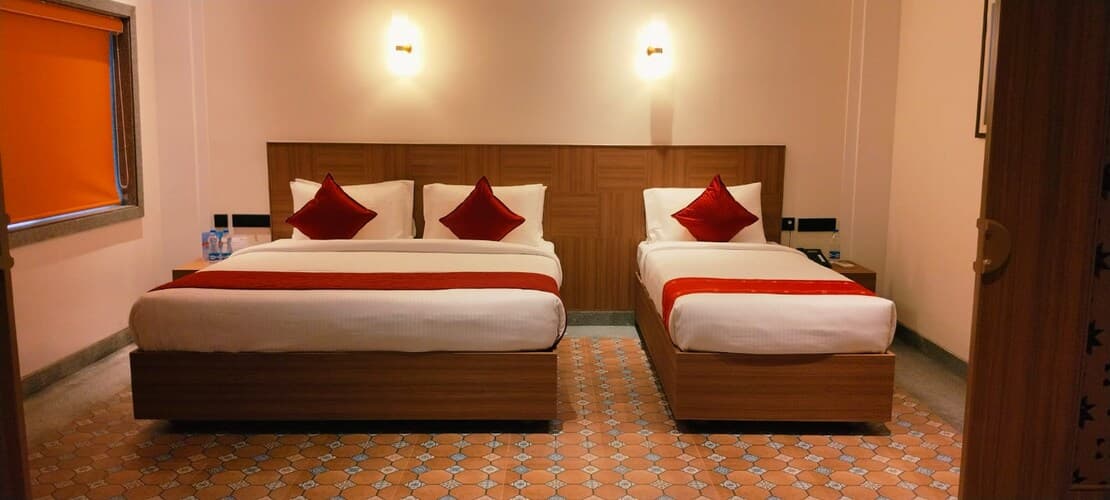 Mary View Suite Room with Breakfast - Image 1