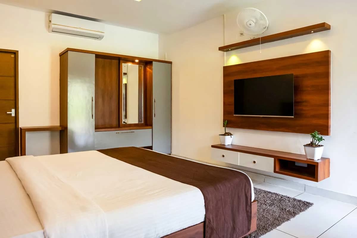 Premium Room with Breakfast - Image 1
