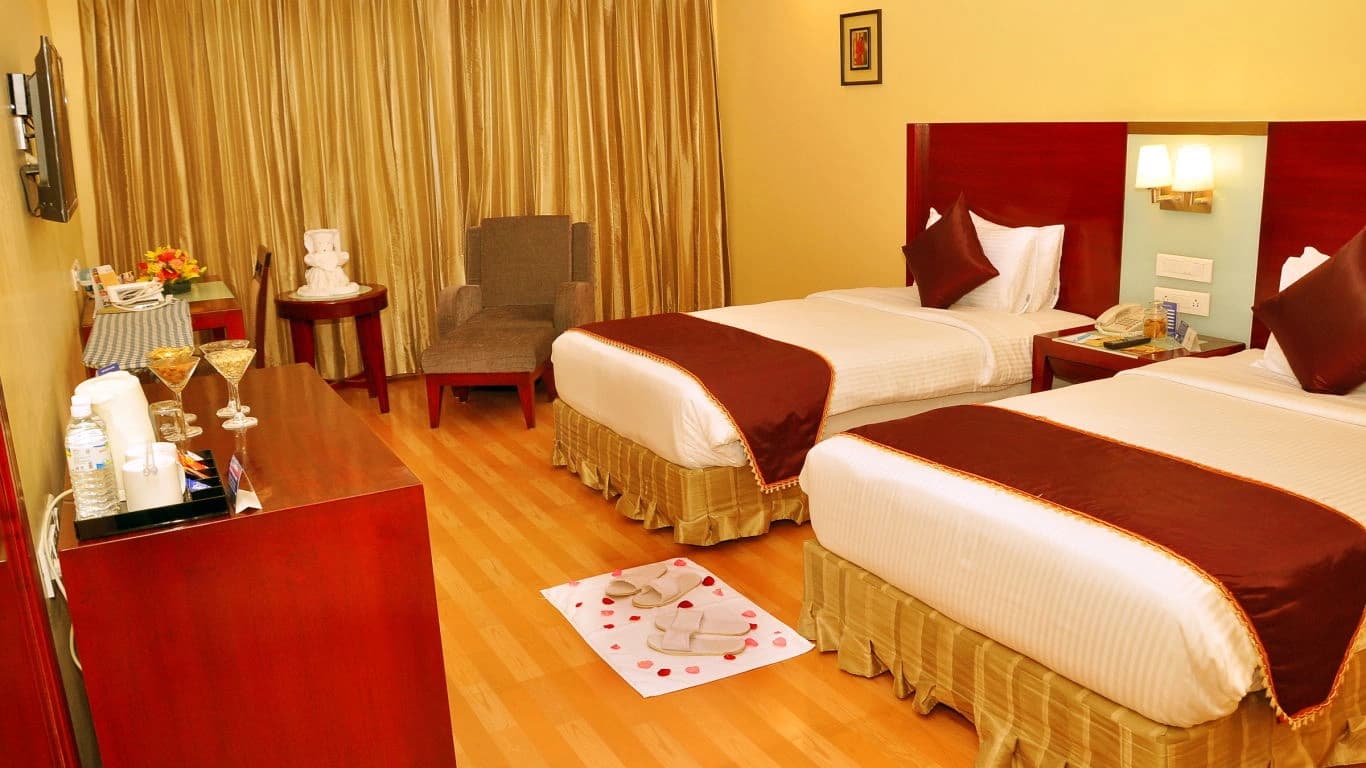Deluxe Rooms with breakfast - Image 1