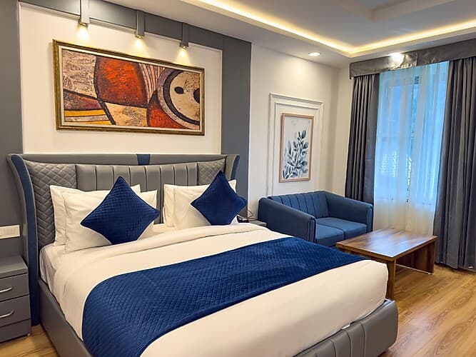 Executive Family Room with Breakfast - Image 1