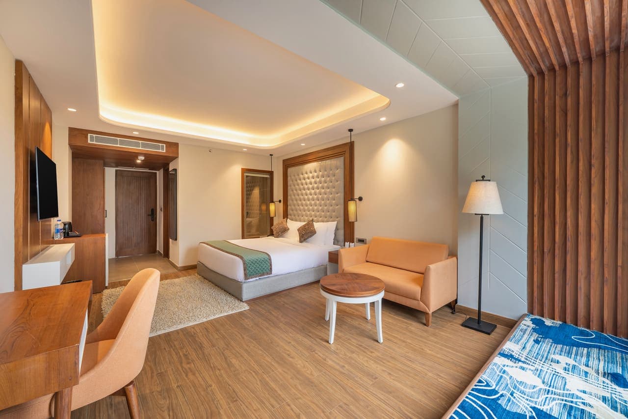 Panoramic Room with Breakfast - Image 1