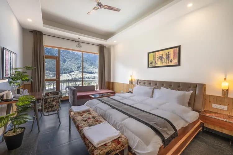 Deluxe Room with Balcony (Mountain View)-MAP - Image 1