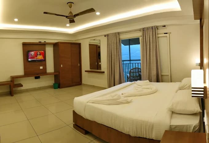 Deluxe Valley View Room with Breakfast - Image 1