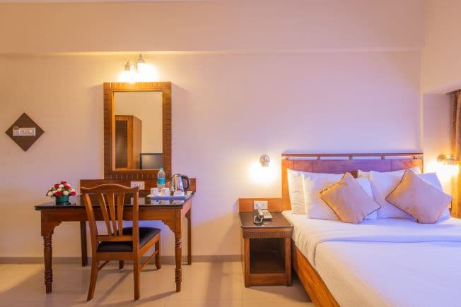 Deluxe Room - Image 1