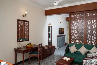Valley View Suite - Image 1