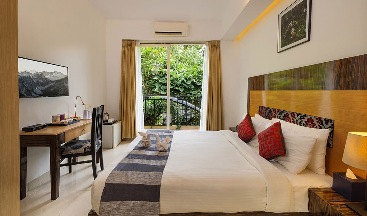 Muthuvaan Suite - Image 1