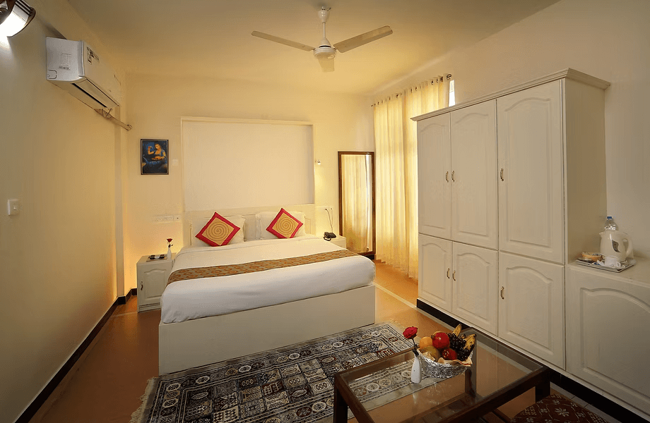 Deluxe Non Sea View with breakfast - Image 1