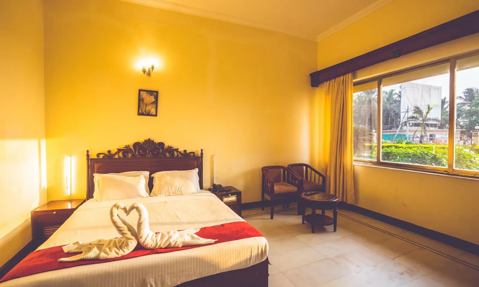 Premium Room with Breakfast - Image 1