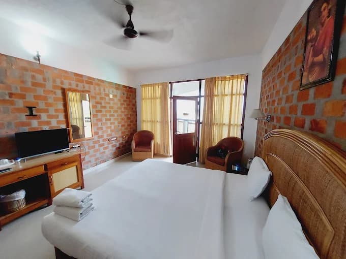 Premium Room with Breakfast - Image 1