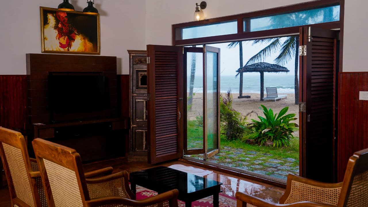 Malabar Beach Villa Room with Breakfast - Image 1
