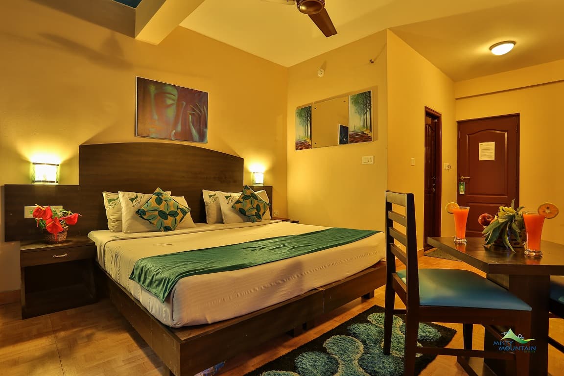 Executive Room with Breakfast - Image 1