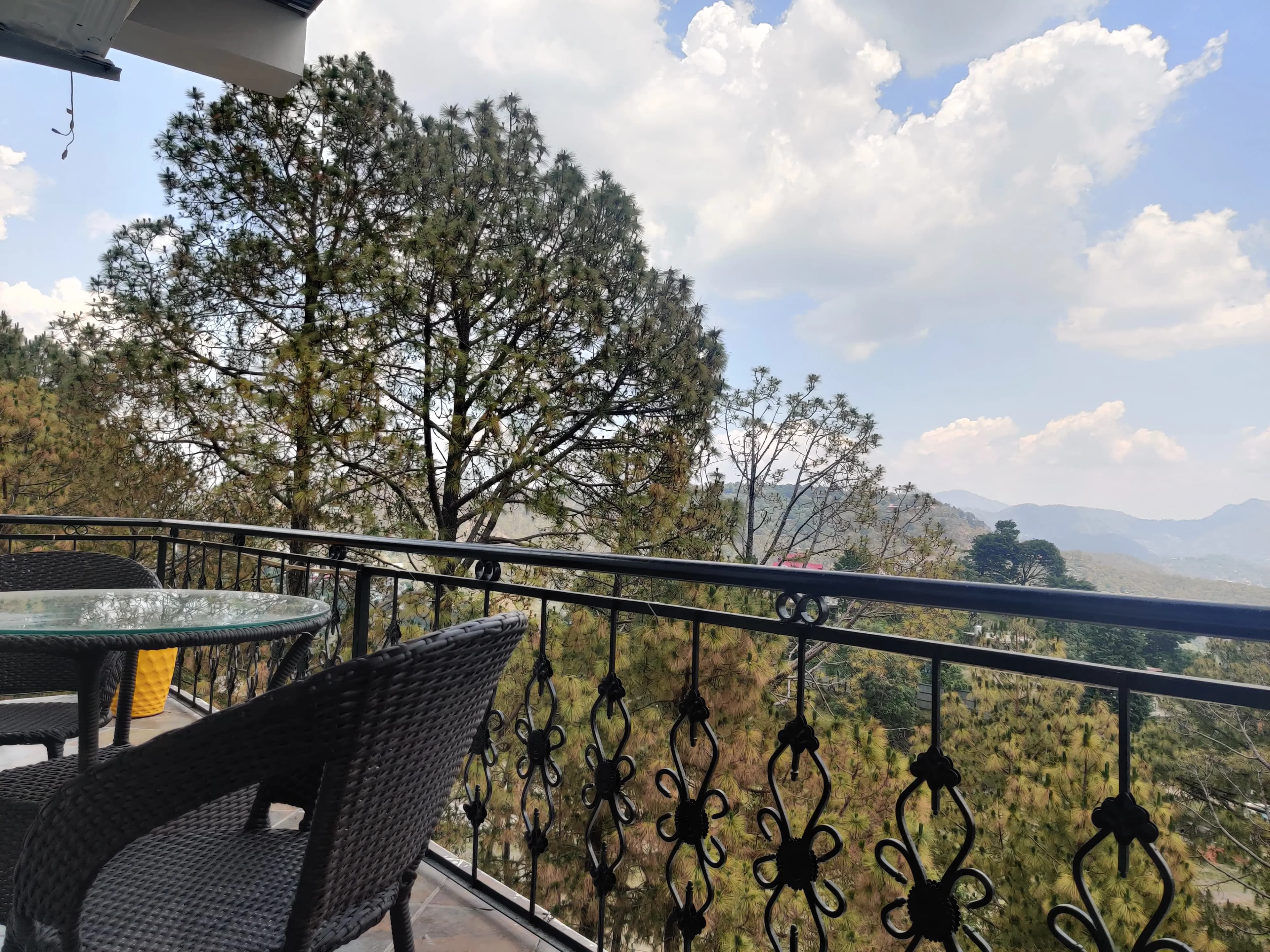 Luxury Suite Room With Balcony - Image 1