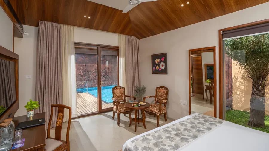 Pool Villa with Breakfast - Image 1