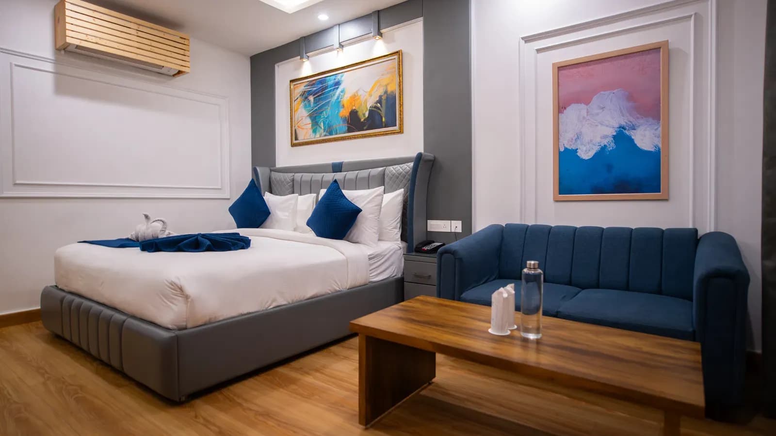 Executive Room with Breakfast - Image 1