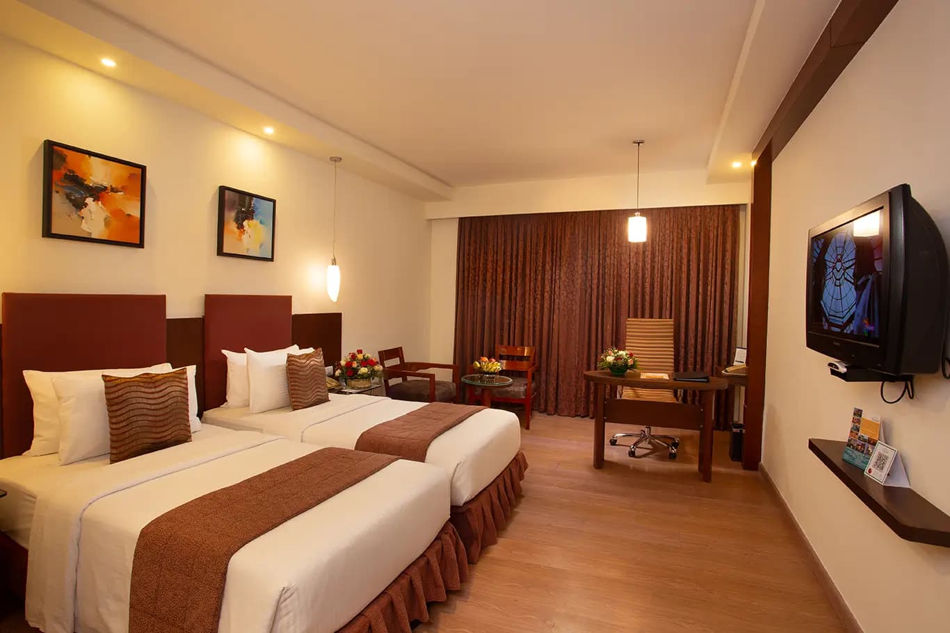 Deluxe Rooms with breakfast - Image 1