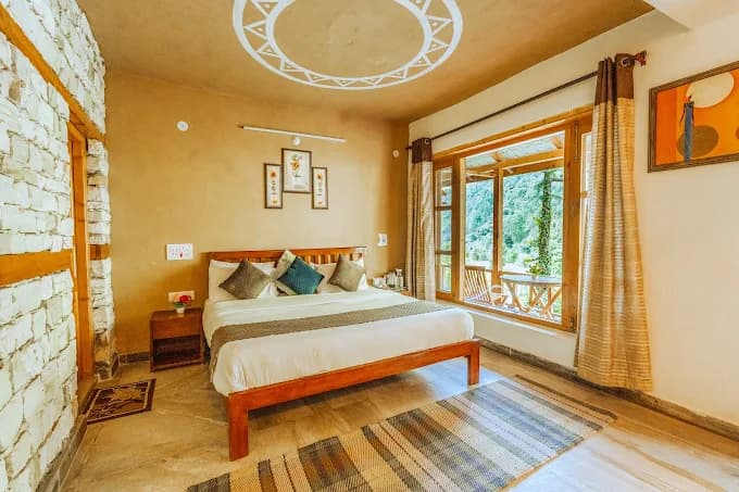 Riverview Mudstone Room with Breakfast - Image 1