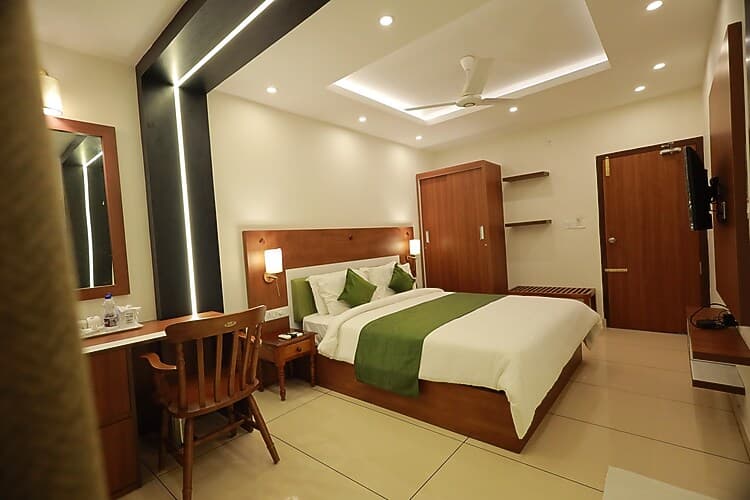 Executive Room with Breakfast - Image 1