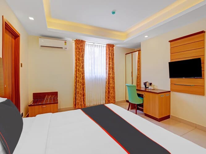 Executive Room with Breakfast - Image 1