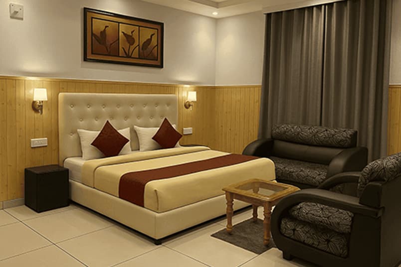 Club room - Image 1