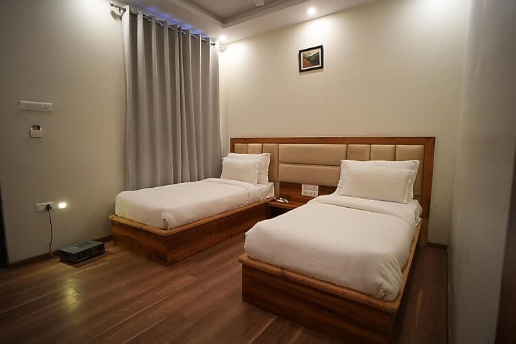 Family Suite Room with Breakfast - Image 1