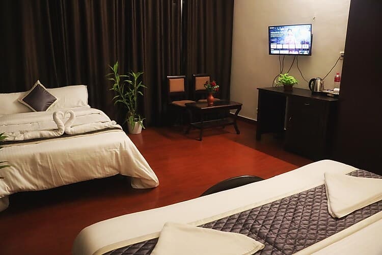 Junior Suite Room - Image 1