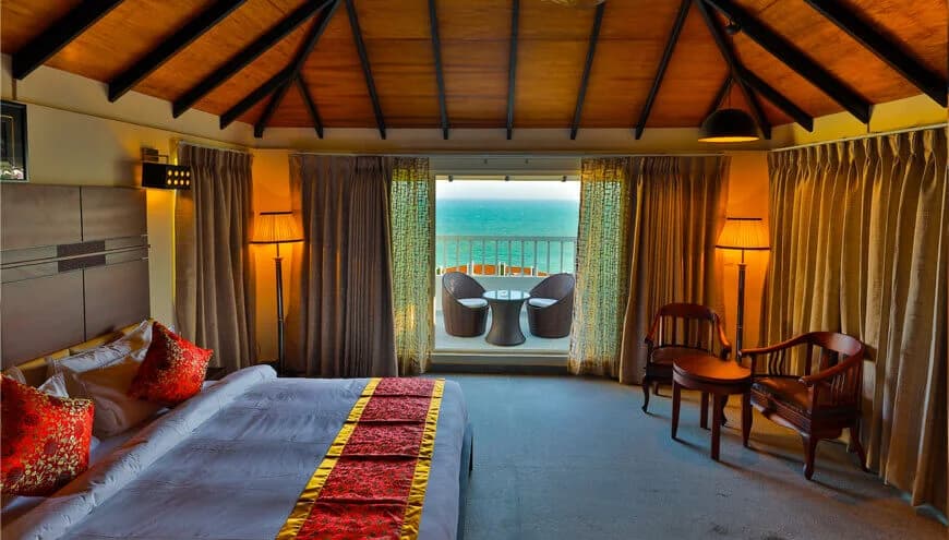 Premium Villa with Breakfast - Image 1