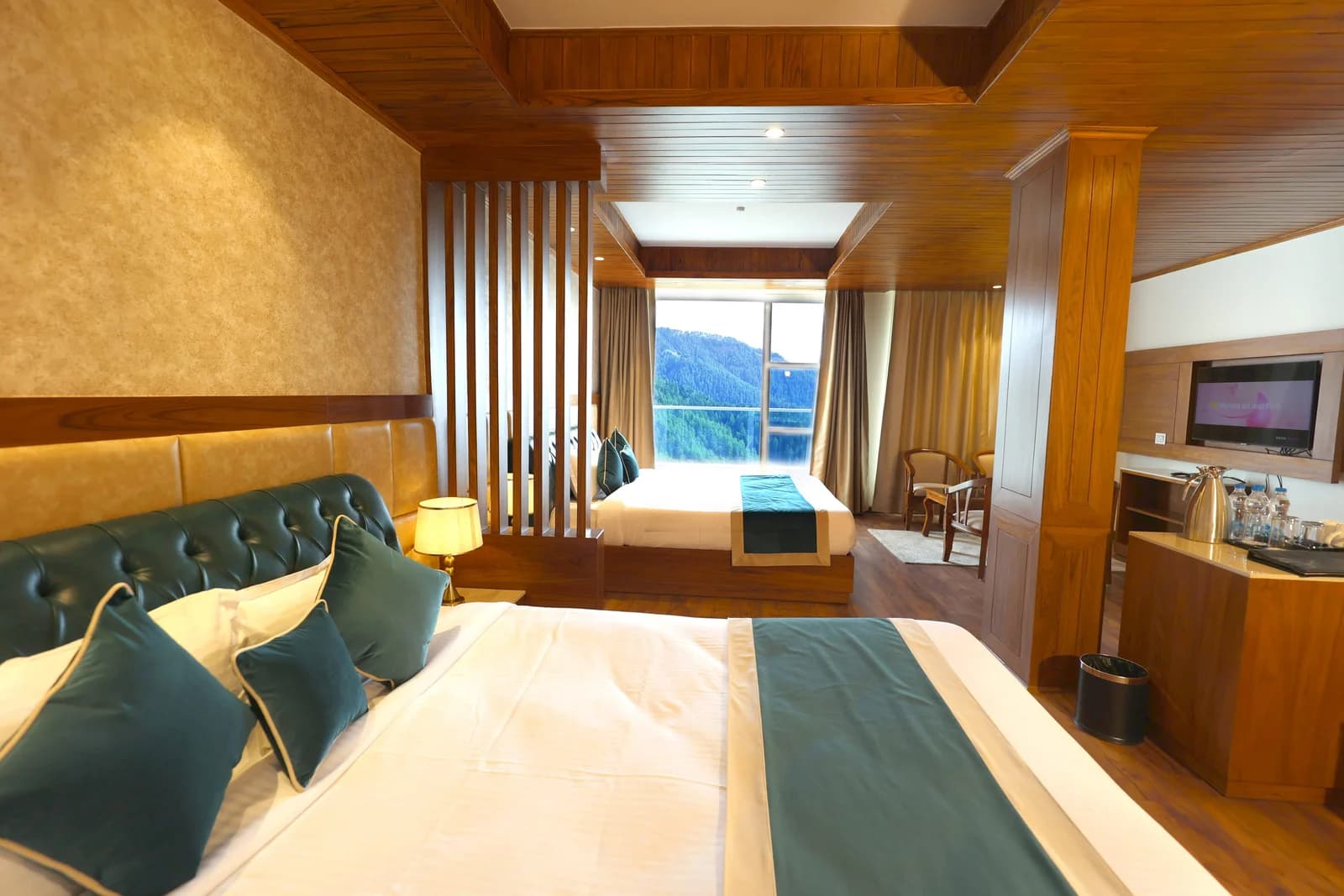 Family Room Valley View With Balcony - Image 1