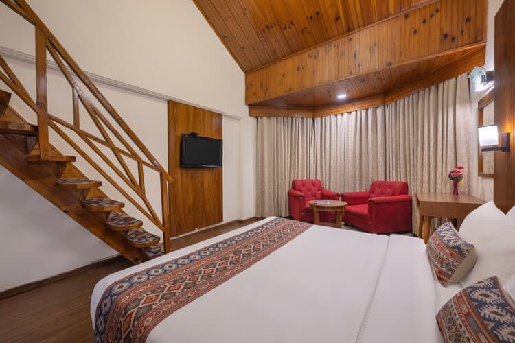 Family Duplex Room with Breakfast - Image 1
