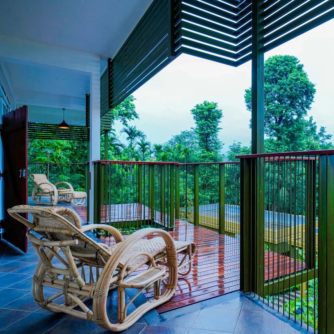 Honeymoon Cottage Jacuzzi Room with Breakfast - Image 1