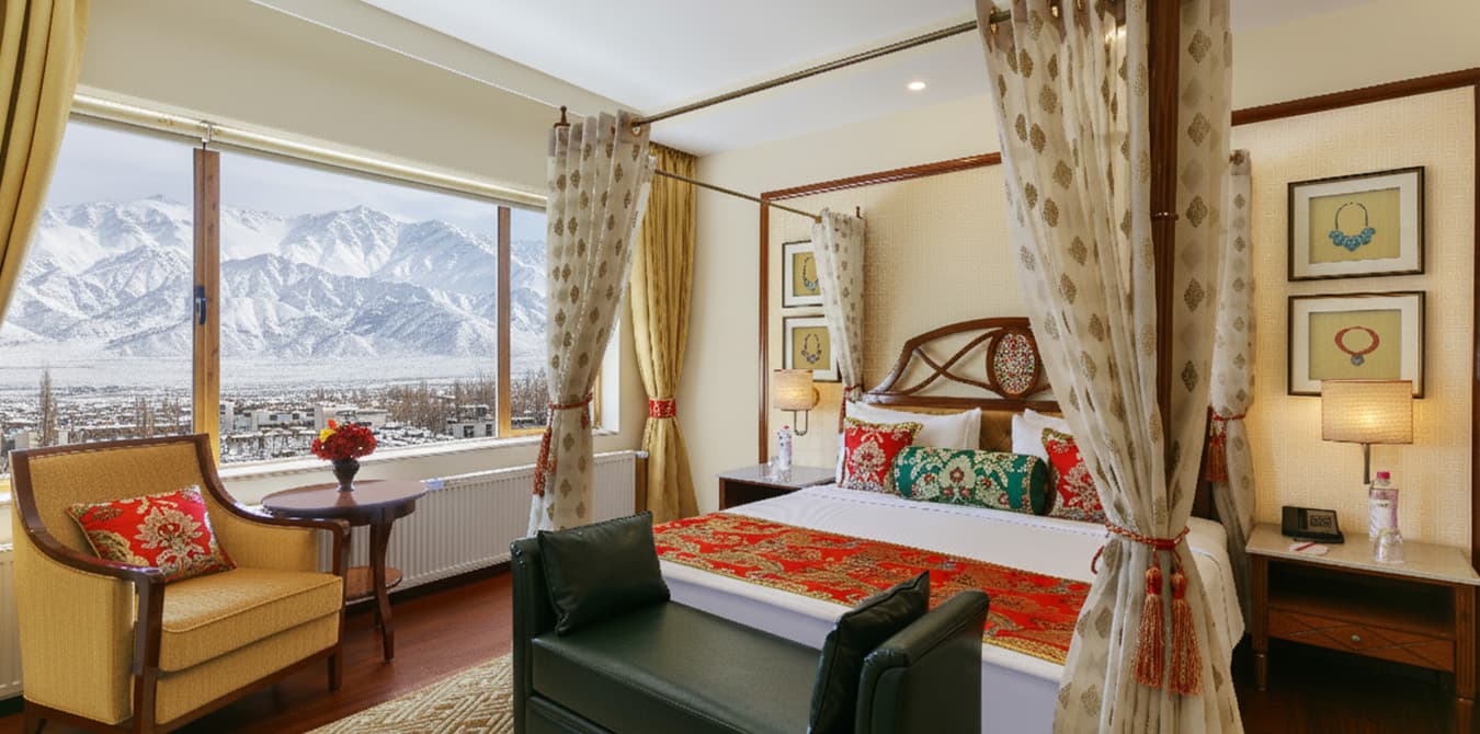 Luxury Suite - Image 1