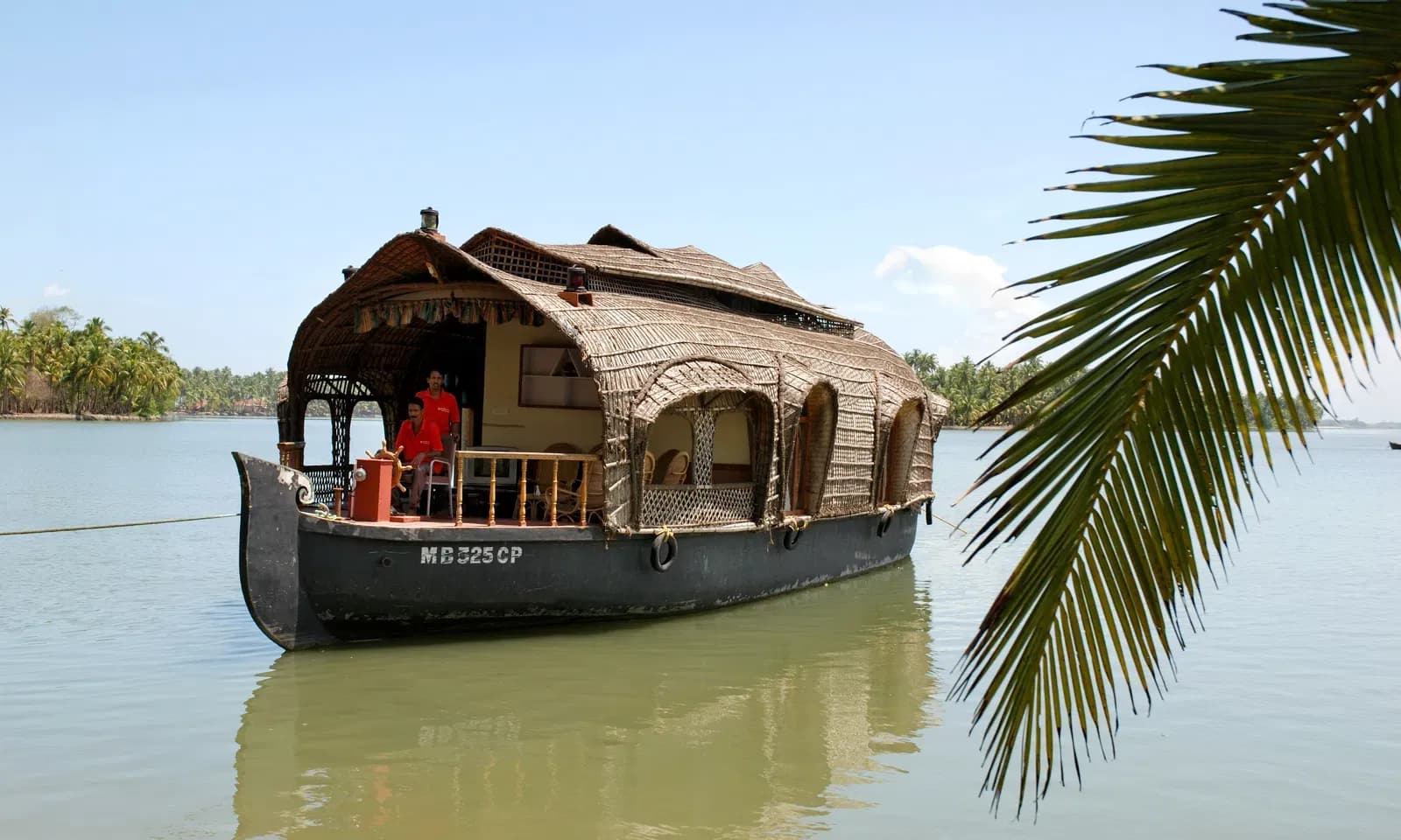 Houseboat Room with Breakfast - Image 1