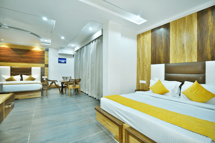 Family Suite with breakfast - Image 1