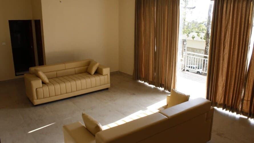 3 Bedroom Cottage with Private Pool with Breakfast - Image 1